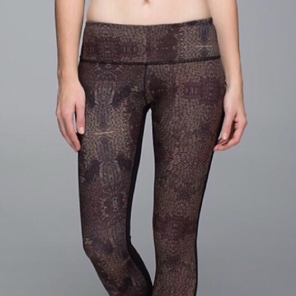 lululemon athletica Pants - Lululemon Wunder Under Leggings